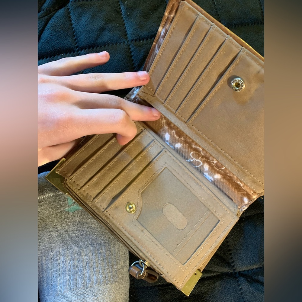 wallet - Picture 3 of 3